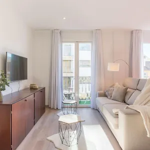 https://urbe10-premium-atarazanas-2-bedrooms-apartment.es-andalucia.com